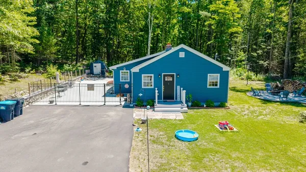$419,900 | 89 Charles Street, Leicester, MA 01524