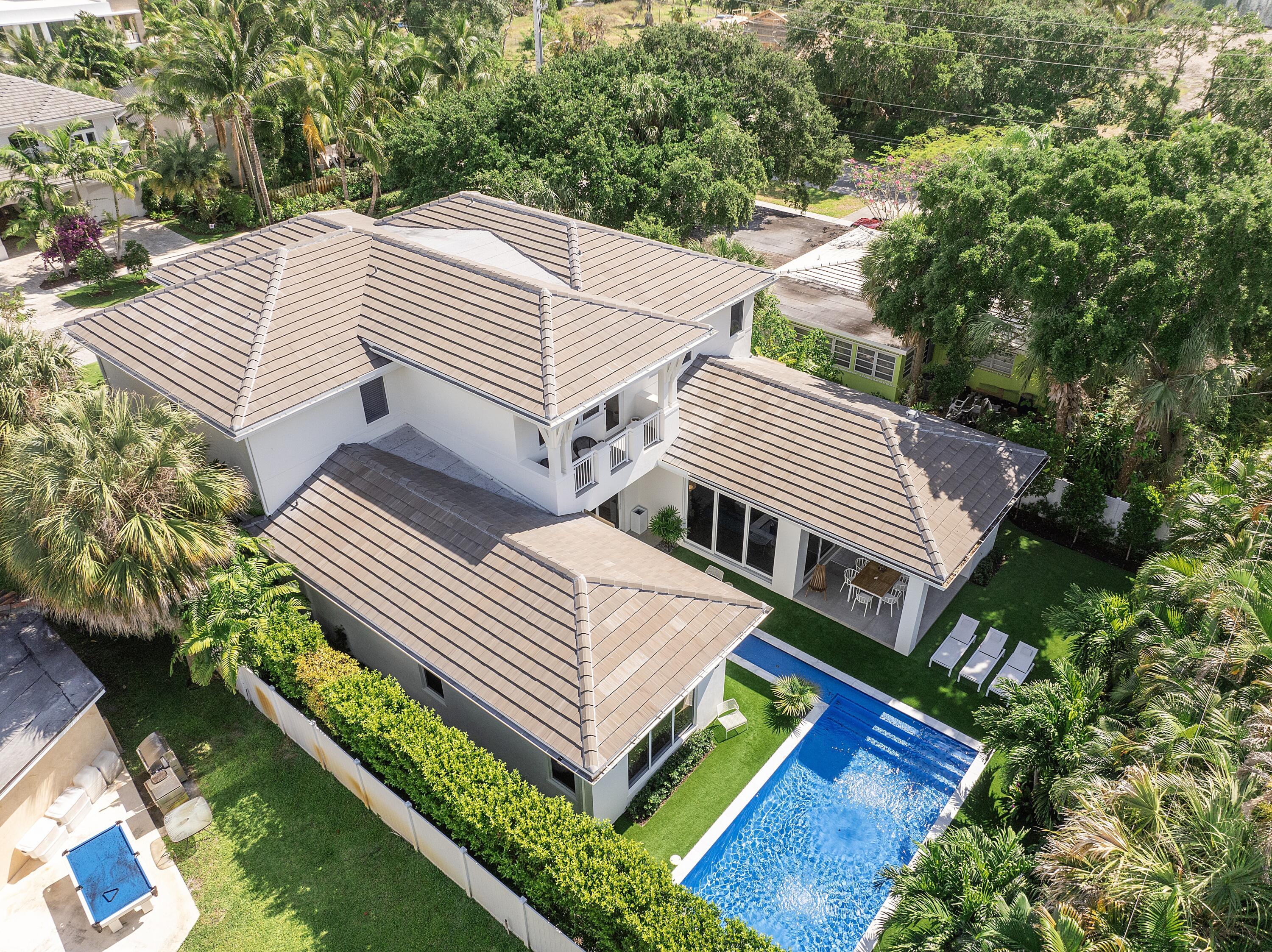 474 Northeast 3rd Street Boca Raton, FL 33432 - Photo 2 of 51 474_NE_3rd_St_014