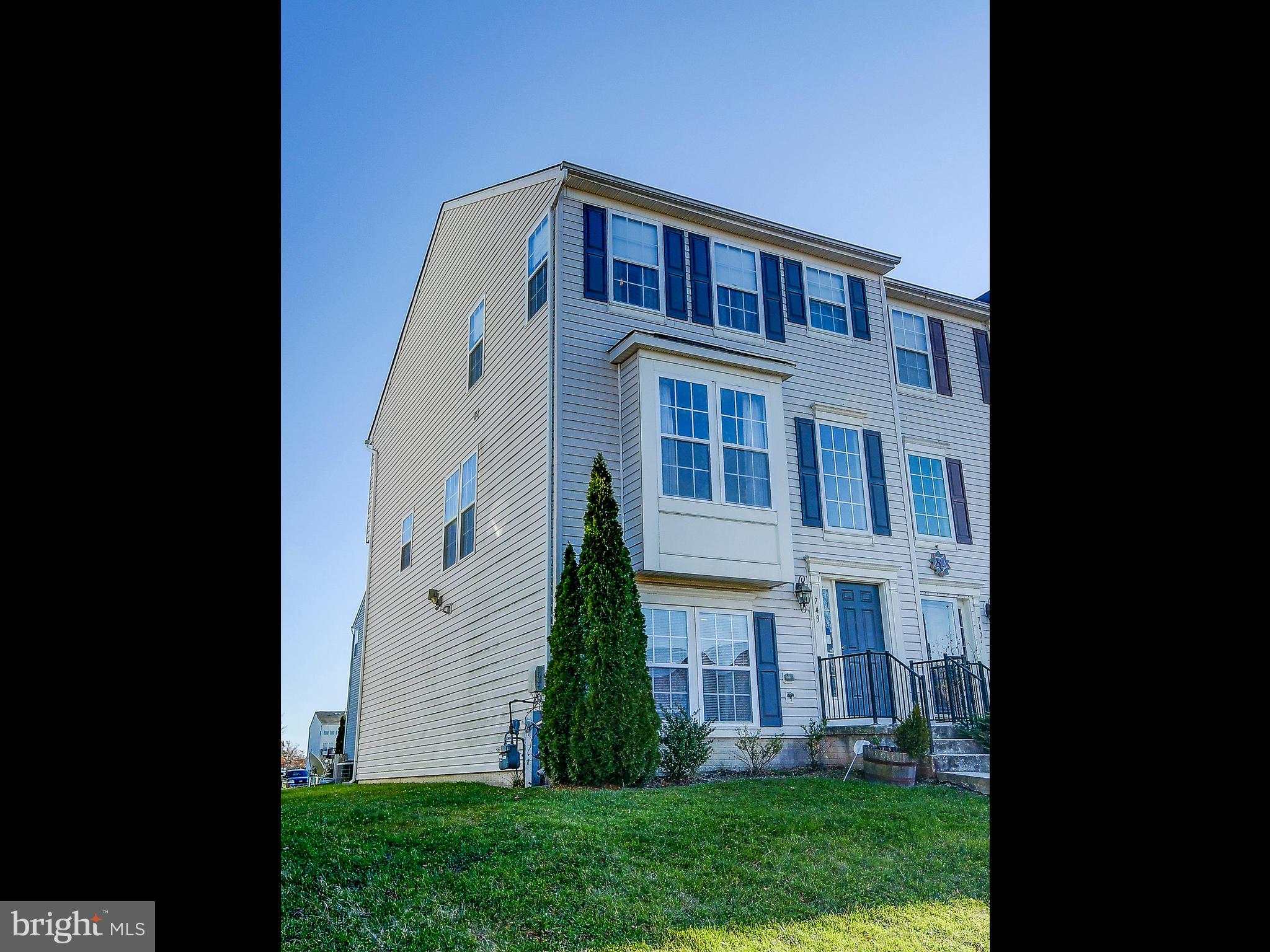 749 Compass Road East Baltimore, MD 21220 - Photo 3 of 27
