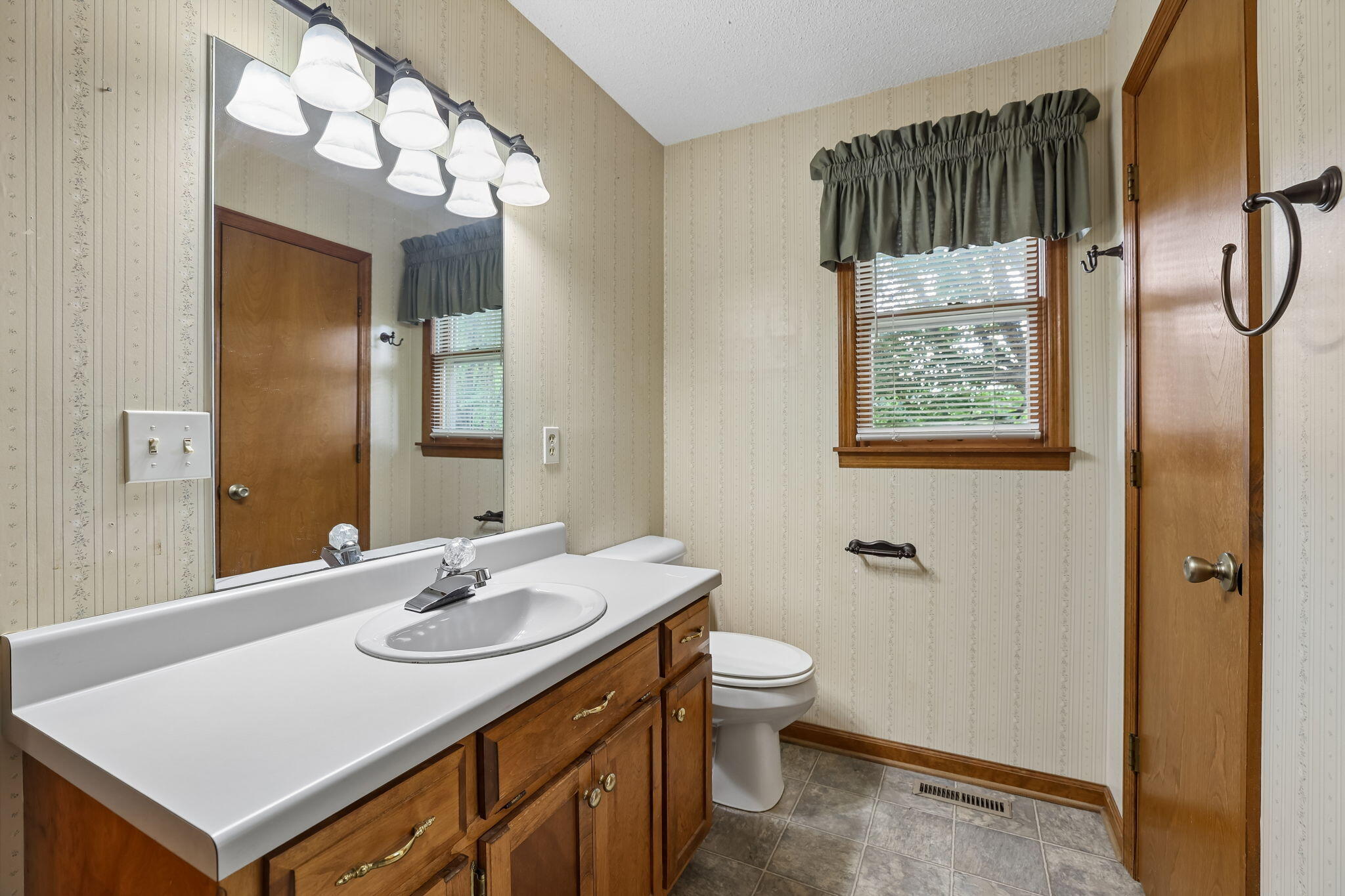 241 Freeman Sherrill Road Manchester, TN 37355 - Photo 30 of 86 36-241 Freeman Sherrill Rd-036