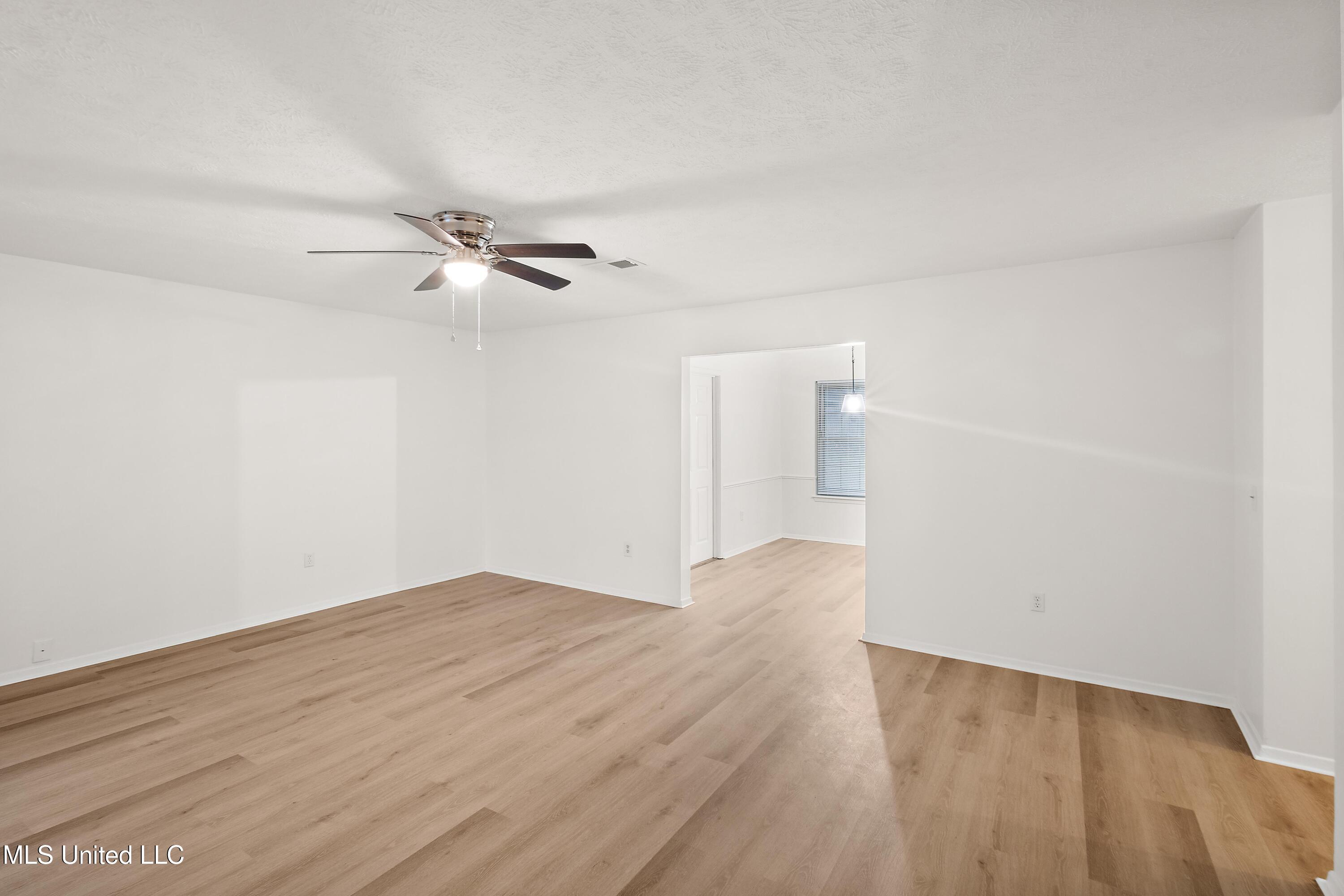 18 Begonia Court Jackson, MS 39206 - Photo 3 of 12 w6qg1tknim