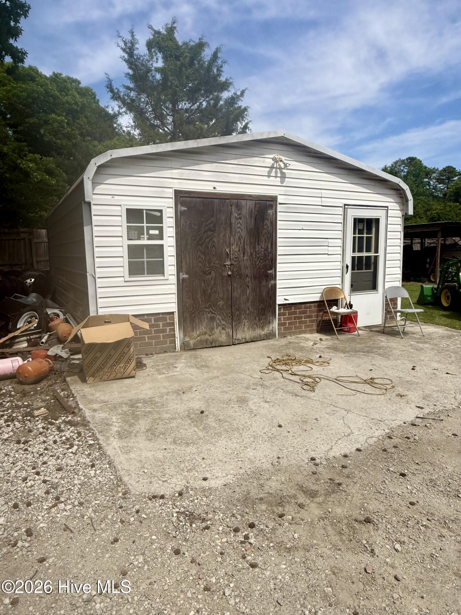 102 Belcher Road Williamston, NC 27892 - Photo 20 of 64 Outbuilding
