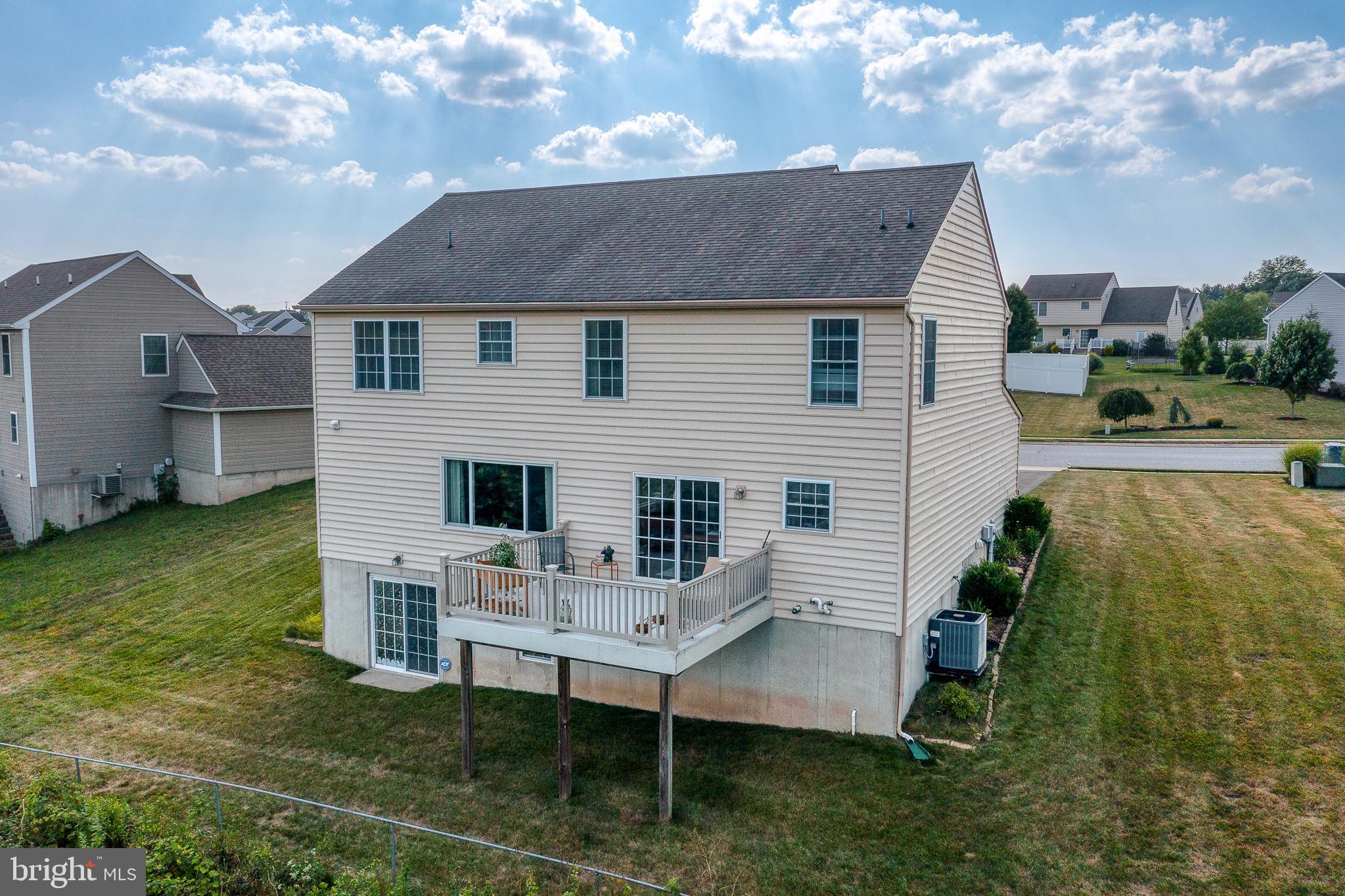 389 Riviera Street Mount Wolf, PA 17347 - Photo 35 of 47 Gallery Image 35