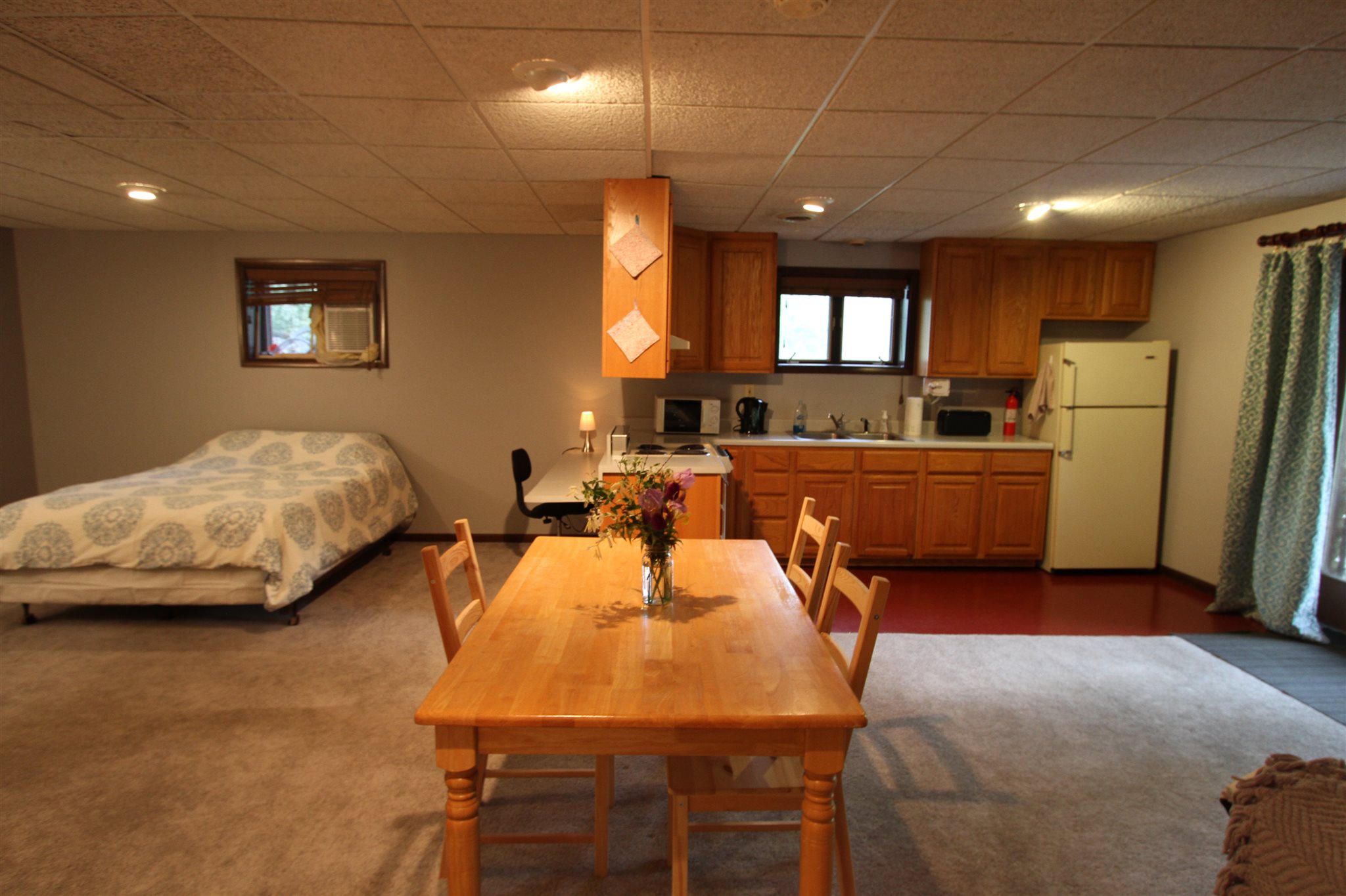 8989 West Gardner Road Bloomington, IN 47403 - Photo 23 of 29 Gallery Image 23