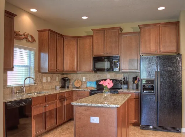 $3,500 | 8525 Karpeal Drive, Sarasota, FL 34238