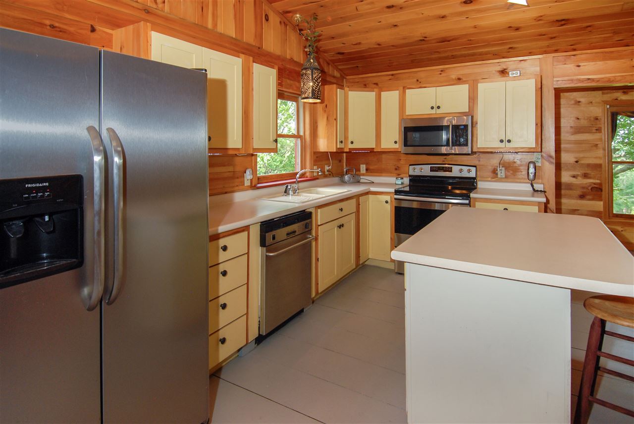 52 Pondview Lane Rochester, NH 03867 - Photo 17 of 40