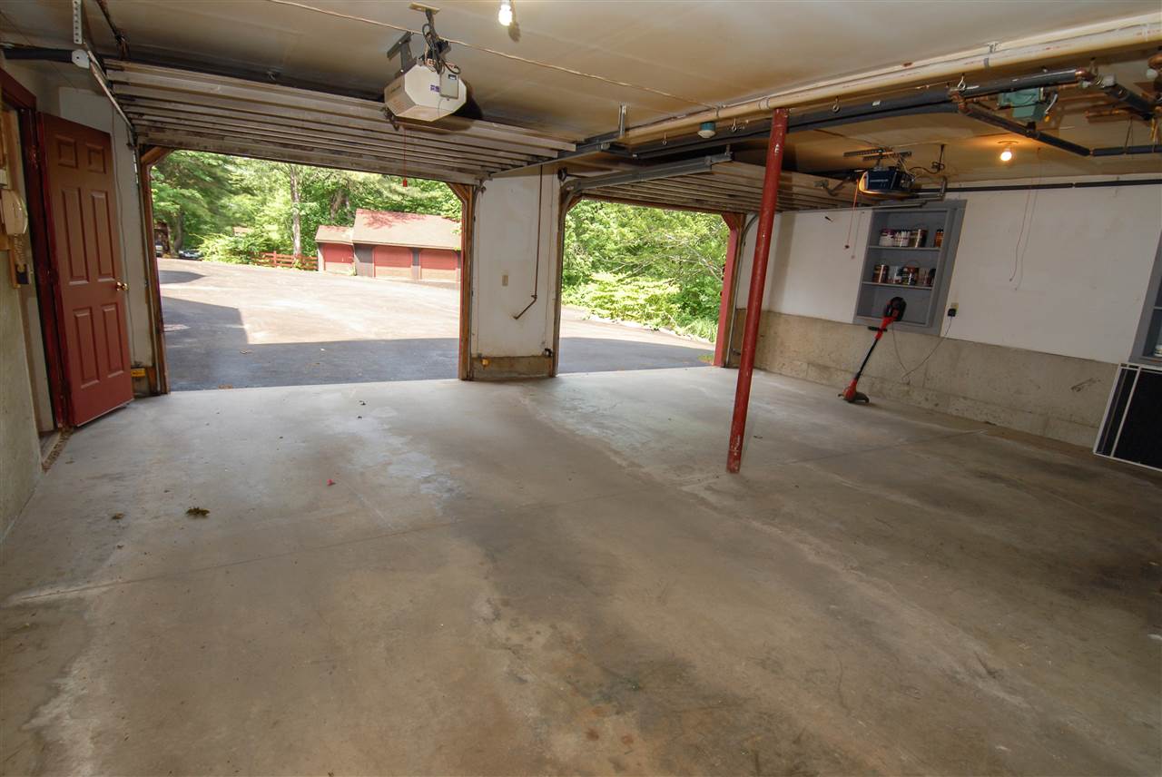 52 Pondview Lane Rochester, NH 03867 - Photo 6 of 40
