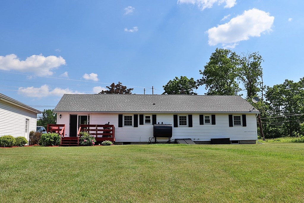 1085 State Rte 3 Morrisonville, NY 12962 - Photo 7 of 23 Gallery Image 7