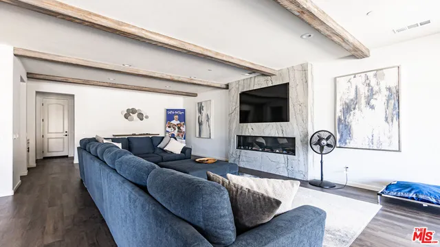 $1,299,000 | 16130 Gallery Heights Drive, Riverside, CA 92504