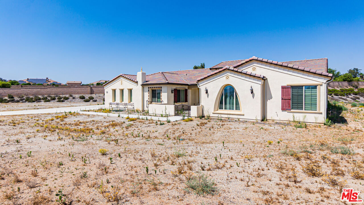 16130 Gallery Heights Drive Riverside, CA 92504 - Photo 2 of 52