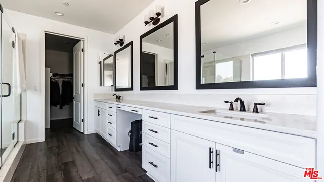 $1,299,000 | 16130 Gallery Heights Drive, Riverside, CA 92504