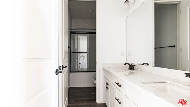 $1,299,000 | 16130 Gallery Heights Drive, Riverside, CA 92504