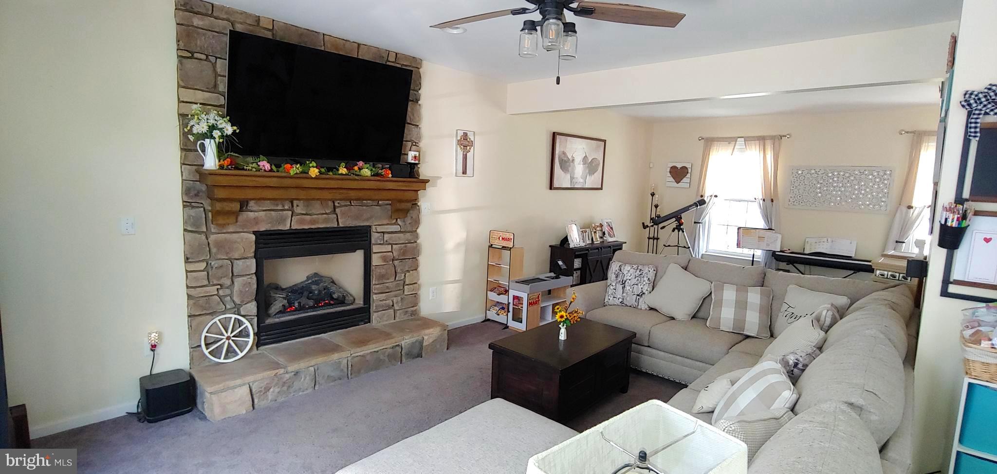 3545 Linkins Road Indian Head, MD 20640 - Photo 13 of 30 Living Room