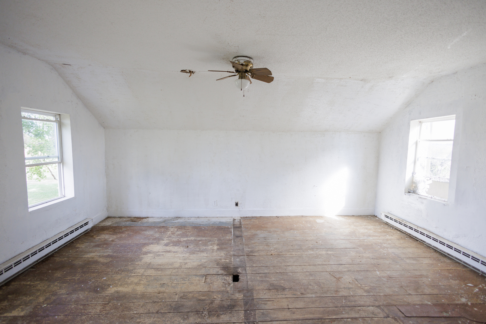 2060 West 5000S Road Chebanse, IL 60922 - Photo 20 of 54 wooden floor in an empty room with a window