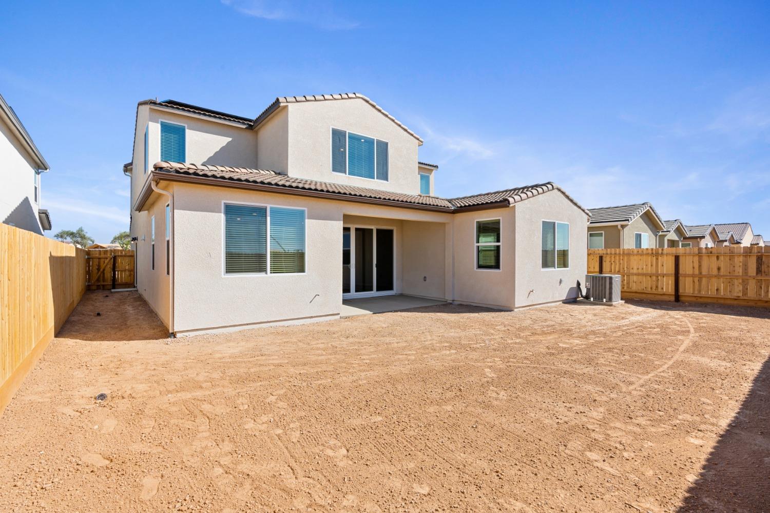 952 Pinnacle Drive Madera, CA 93636 - Photo 31 of 32 a view of a house with a snow in the background