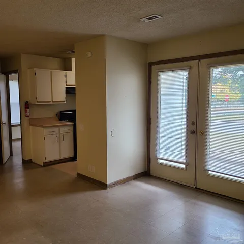 $925 | 1800 West Belmont Street, Unit A, Pensacola, FL 32501