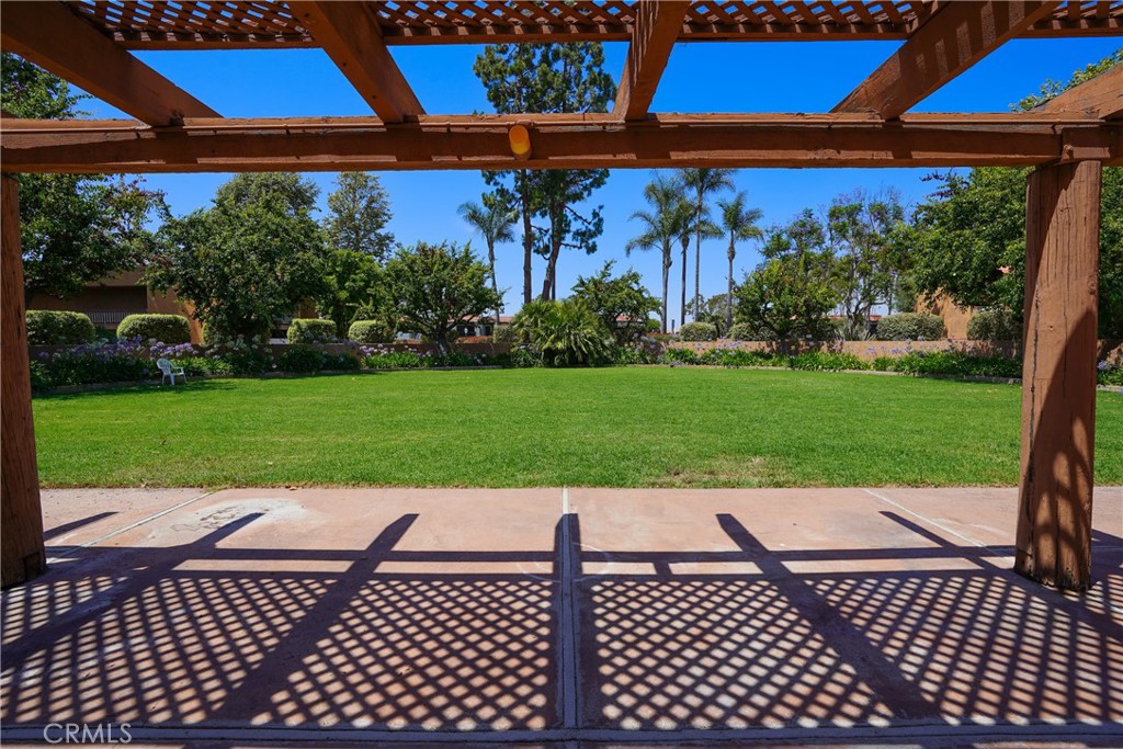 6600 Warner Avenue, Unit 88 Huntington Beach, CA 92647 - Photo 17 of 25 a view of a backyard