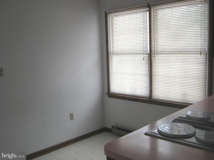 18843 Preston Road Hagerstown, MD 21742 - Photo 13 of 20 Breakfast Area