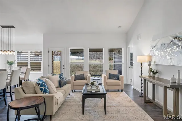 $334,900 | 1316 Wesford Way, Herculaneum, MO 63048