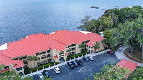 $425,000 | 2099 Winterbourne West, Unit 306, Orange Park, FL 32073