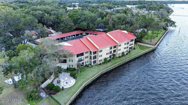 $425,000 | 2099 Winterbourne West, Unit 306, Orange Park, FL 32073