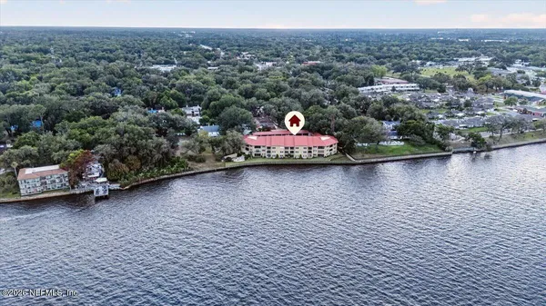 $425,000 | 2099 Winterbourne West, Unit 306, Orange Park, FL 32073