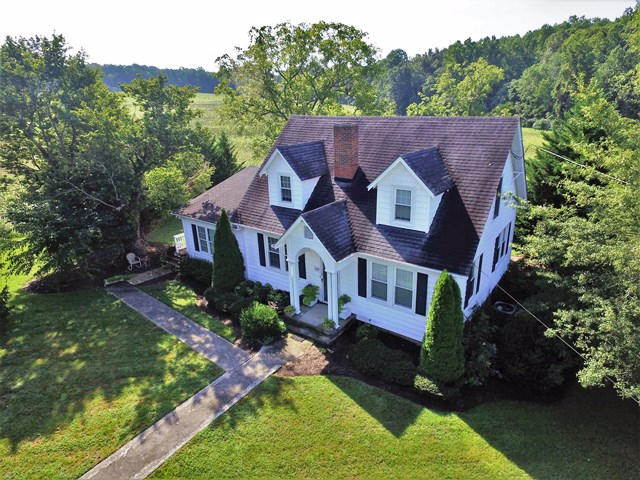 Main Listing Photo