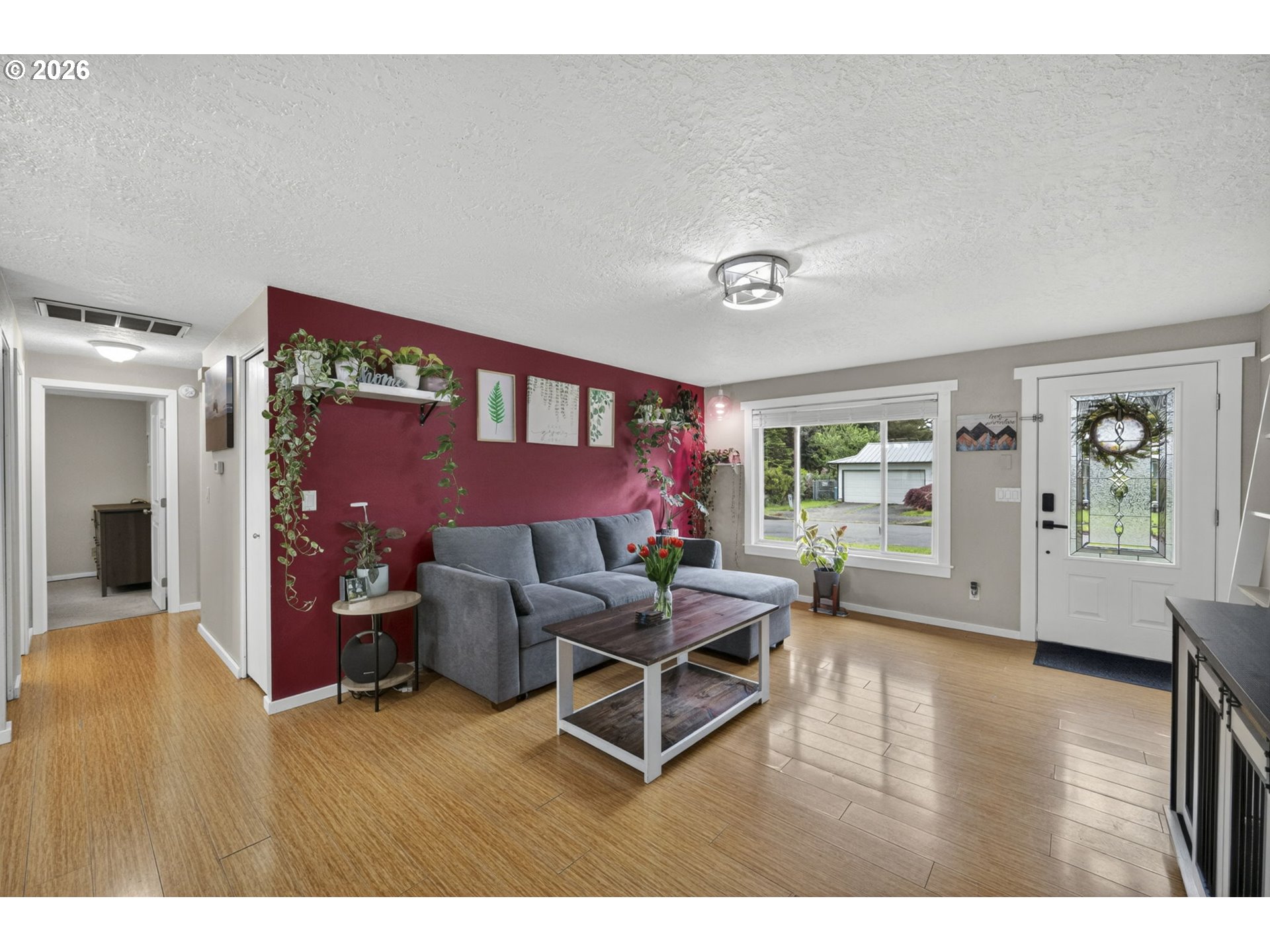 18436 Southeast Stephens Circle Portland, OR 97233 - Photo 6 of 28 Living Room