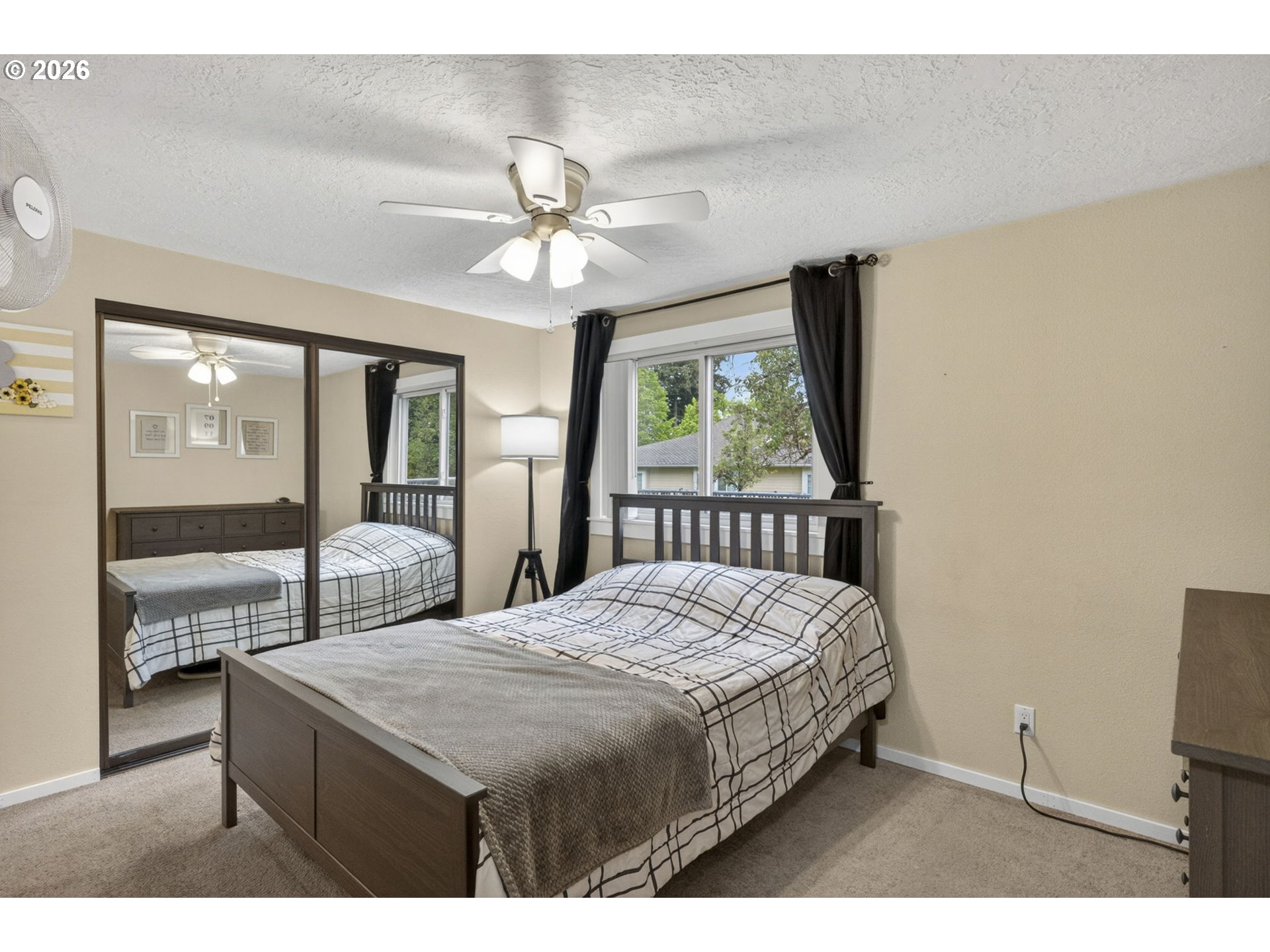 18436 Southeast Stephens Circle Portland, OR 97233 - Photo 10 of 28 Bedroom, Primary
