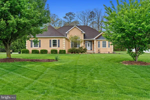 $585,000 | 24980 Prestwick Drive, Milton, DE 19968