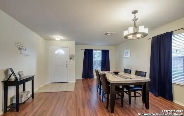 $1,775 | 9418 Wolf Point, San Antonio, TX 78251