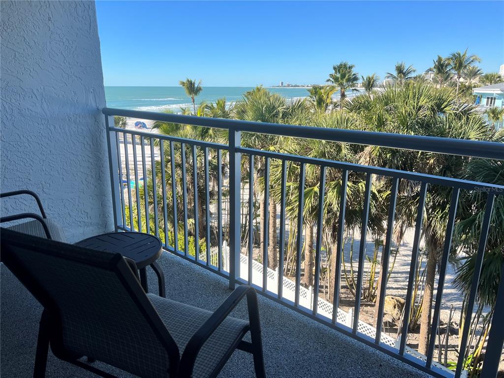 1001 Point Of Rocks Road, Unit 412 Sarasota, FL 34242 - Photo 16 of 43 Gallery Image 16