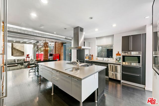 $8,495,000 | 1430 Abbot Kinney Boulevard, Venice, CA 90291