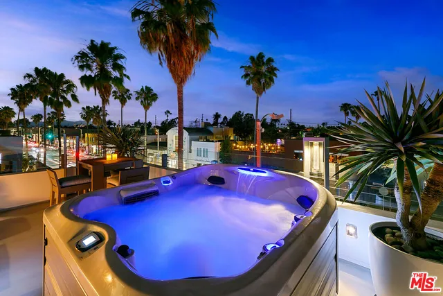 $8,495,000 | 1430 Abbot Kinney Boulevard, Venice, CA 90291