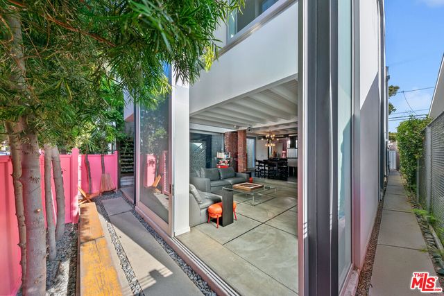 $8,495,000 | 1430 Abbot Kinney Boulevard, Venice, CA 90291