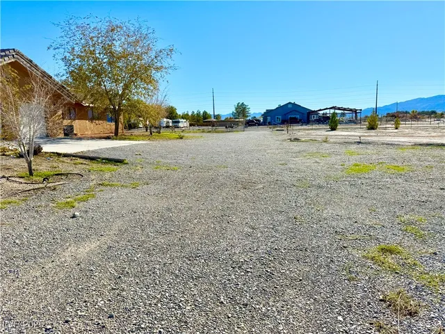 $2,300 | 1100 Dollar Street, Pahrump, NV 89048