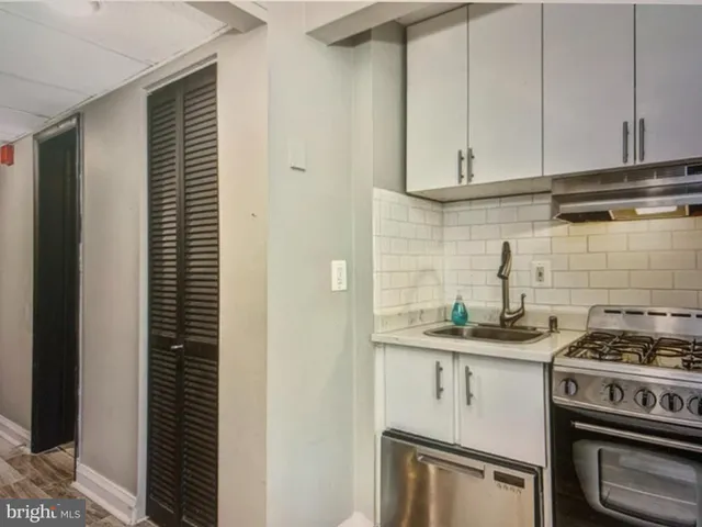 $1,545 | 2135 Walnut Street, Unit 901, Philadelphia, PA 19103
