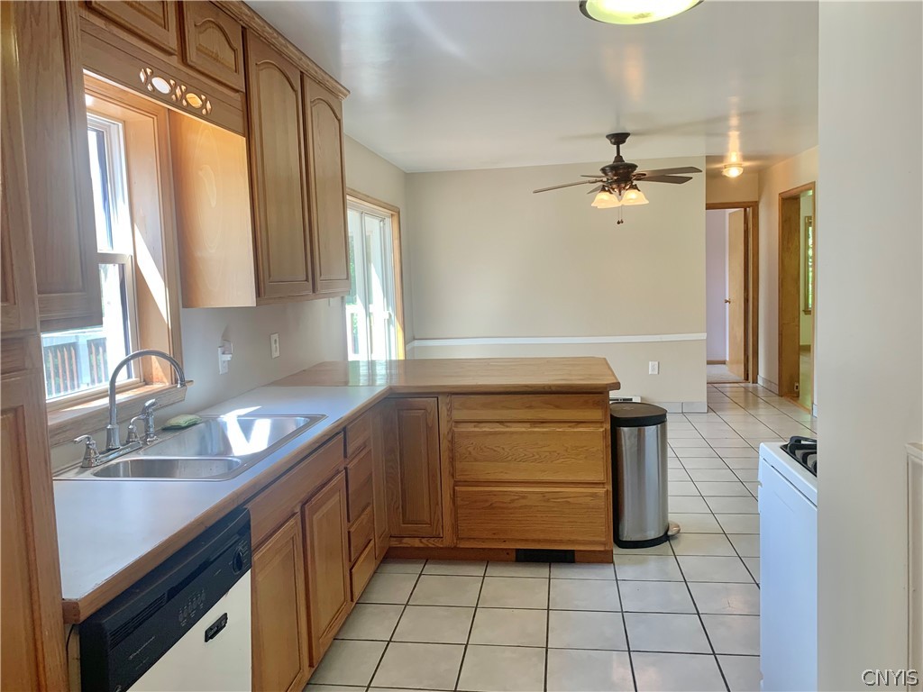 10149 Bailey Lake Road Brookfield, NY 13480 - Photo 22 of 49 View into kitchen from side hallway