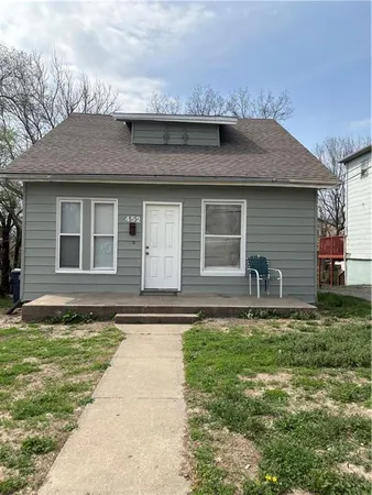 $100,000 | 452 Donnelly Avenue, Kansas City, MO 64125