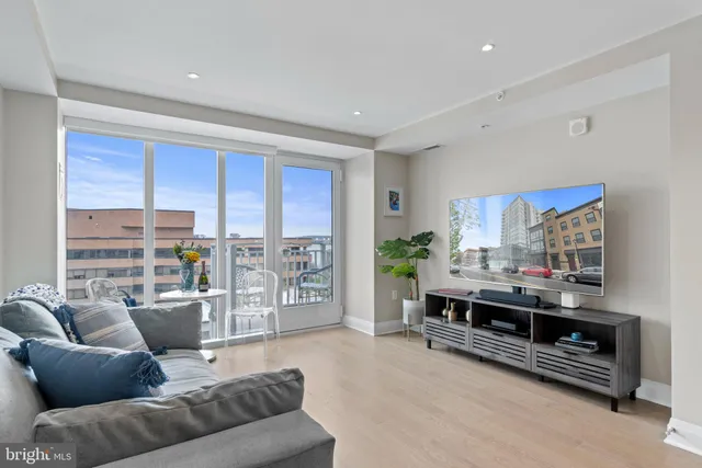 $4,500 | 925 North Fairfax Street, Unit 708, Alexandria, VA 22314