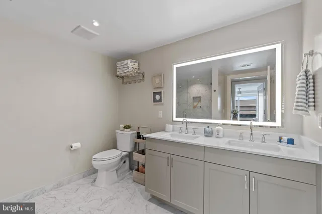 $4,500 | 925 North Fairfax Street, Unit 708, Alexandria, VA 22314