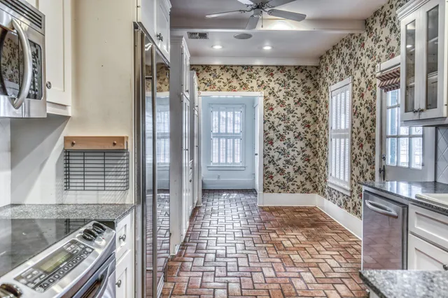 $2,495,000 | 1712 Lynn Road, Chappell Hill, TX 77426