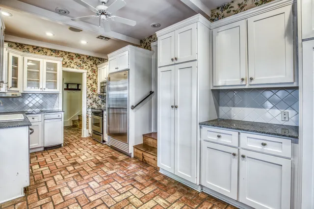 $2,495,000 | 1712 Lynn Road, Chappell Hill, TX 77426