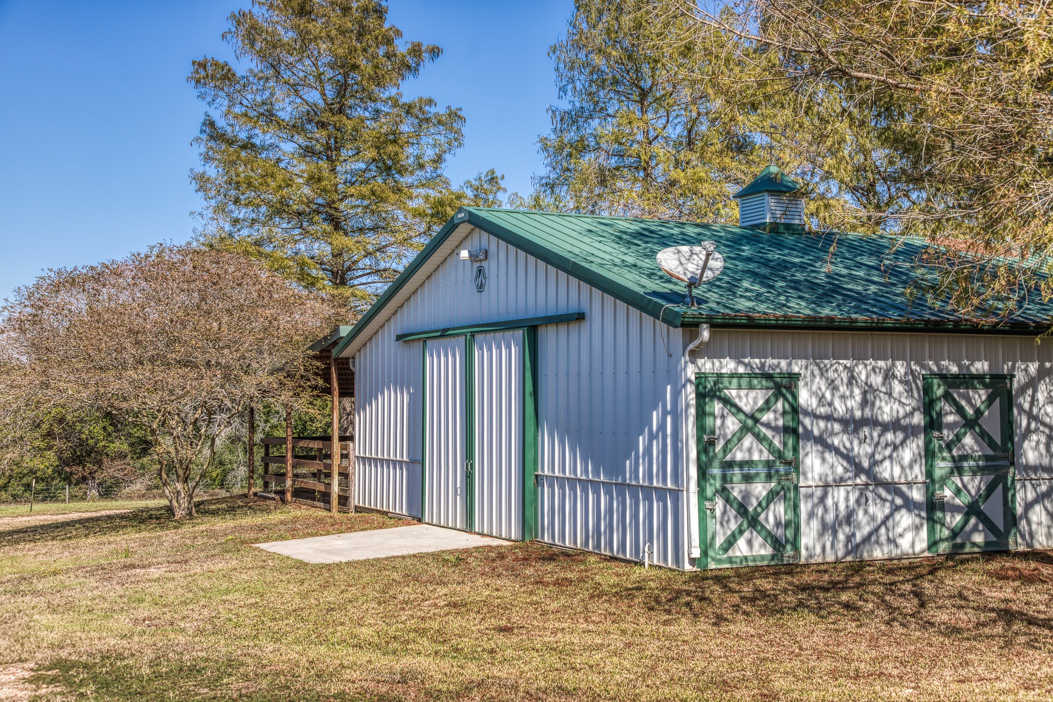1712 Lynn Road Chappell Hill, TX 77426 - Photo 25 of 44 a front view of a house with a yard