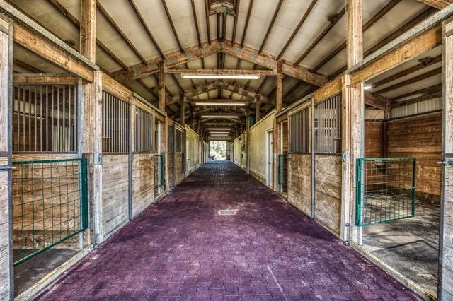 $2,495,000 | 1712 Lynn Road, Chappell Hill, TX 77426