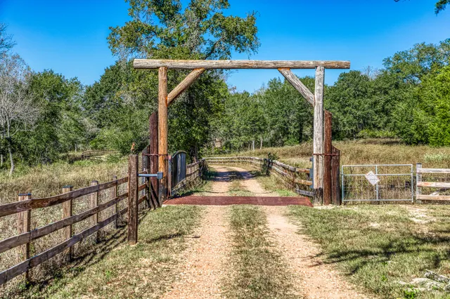 $2,495,000 | 1712 Lynn Road, Chappell Hill, TX 77426