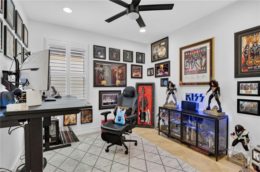 16380 Aberdeen Way Naples, FL 34110 - Photo 24 of 33