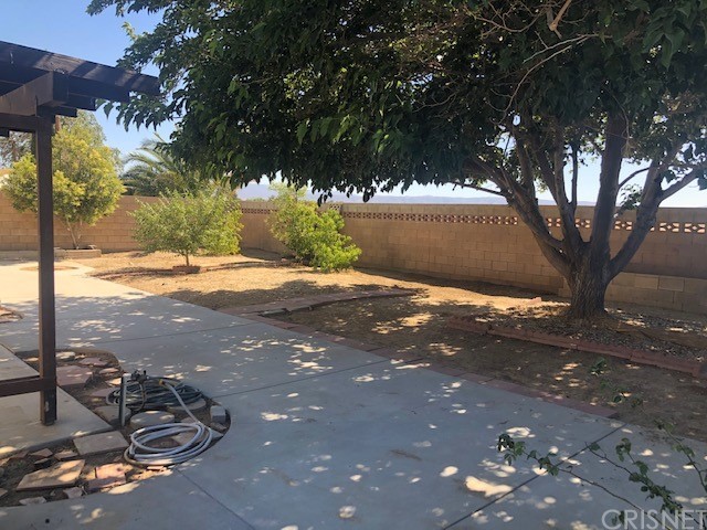 45109 18th Street West Lancaster, CA 93534 - Photo 3 of 4