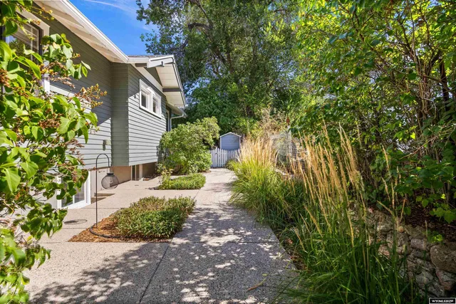 $314,000 | 415 South Lincoln Street, Casper, WY 82601