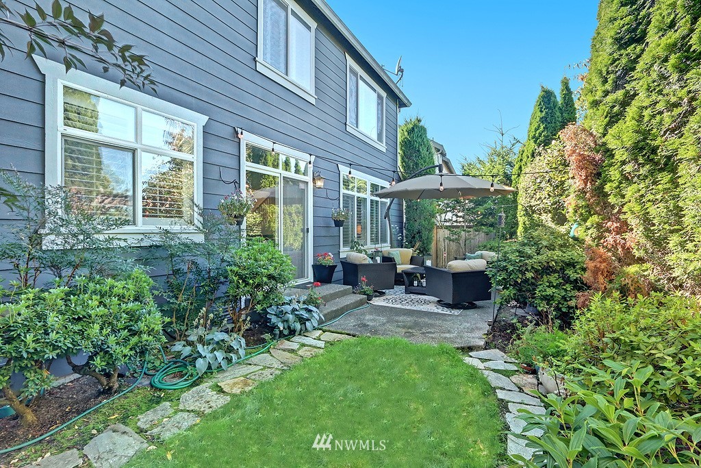 2022 Northeast 35th Place Renton, WA 98056 - Photo 25 of 25 Gallery Image 25
